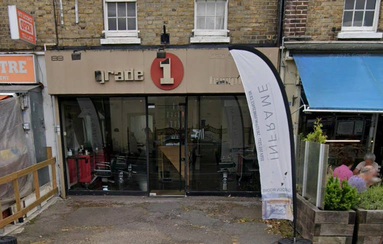 Grade 1 Hairdressers Image